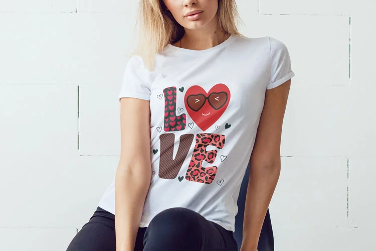 Love T-Shirt